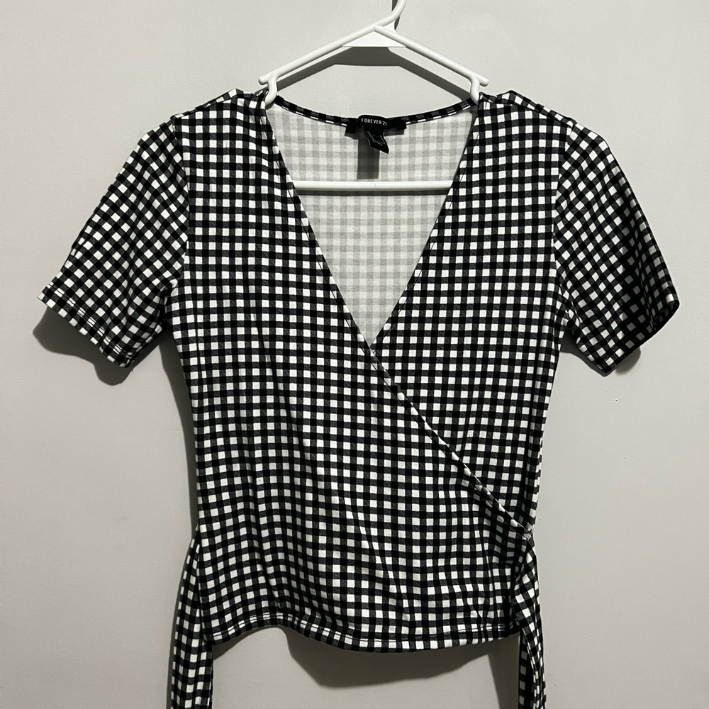 Forever 21 checkered crossover top